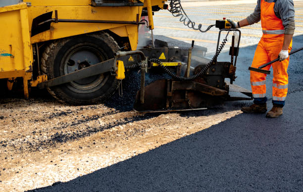 Best Driveway Crack Filling  in Lake Forest, CA